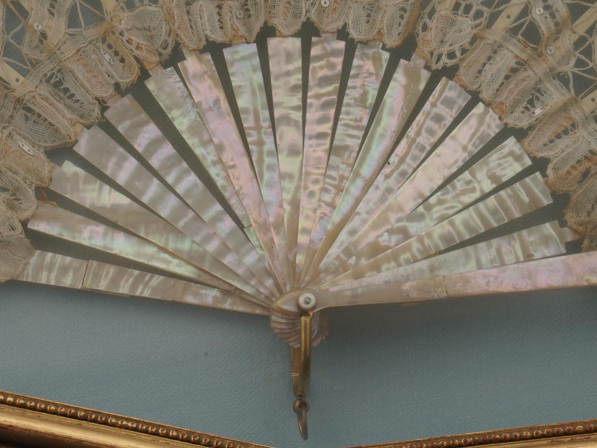 MOTHER OF PEARL AND LACE FAN IN THE SHADOW BOX PIC-2